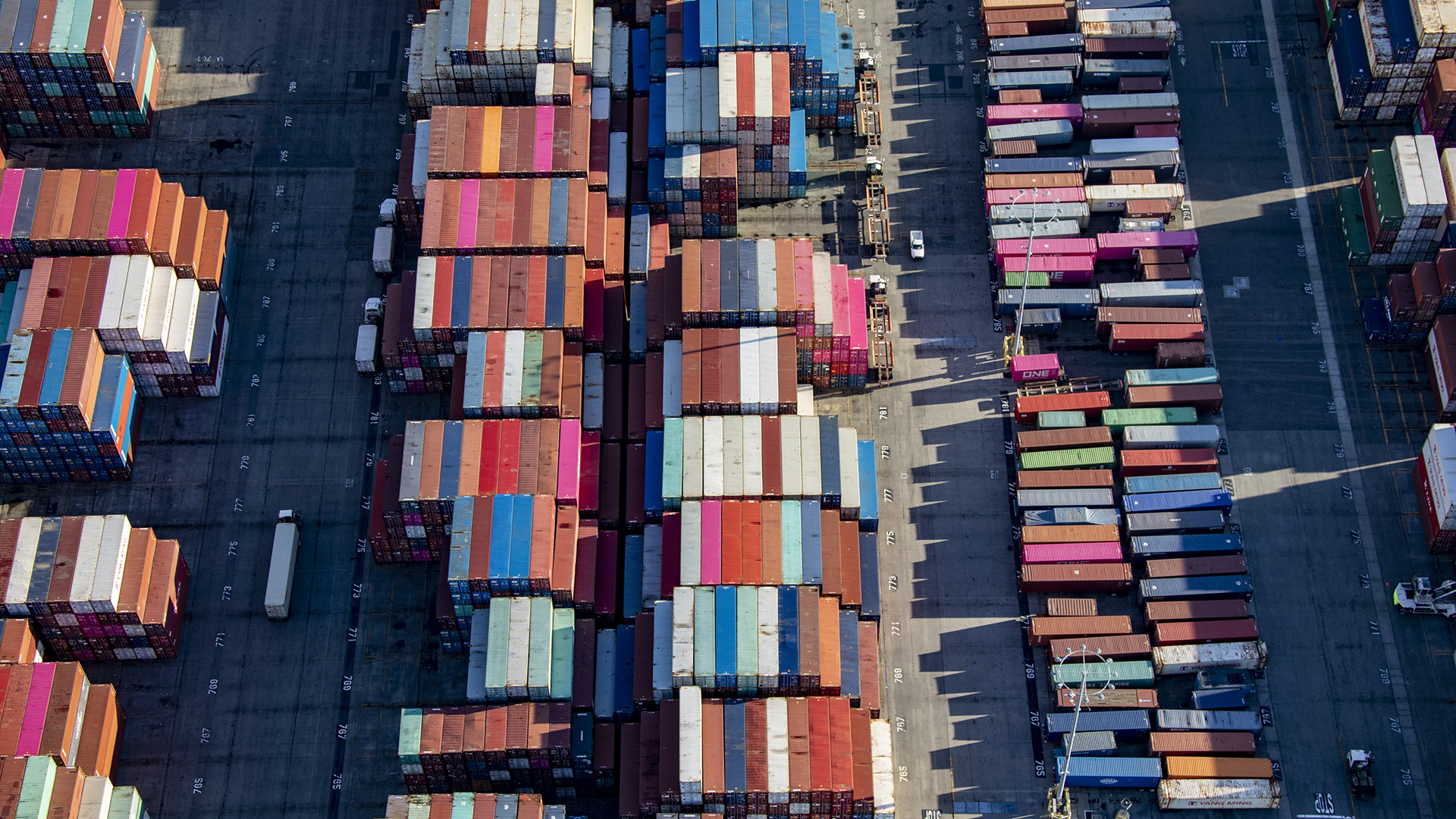 Containers aerial