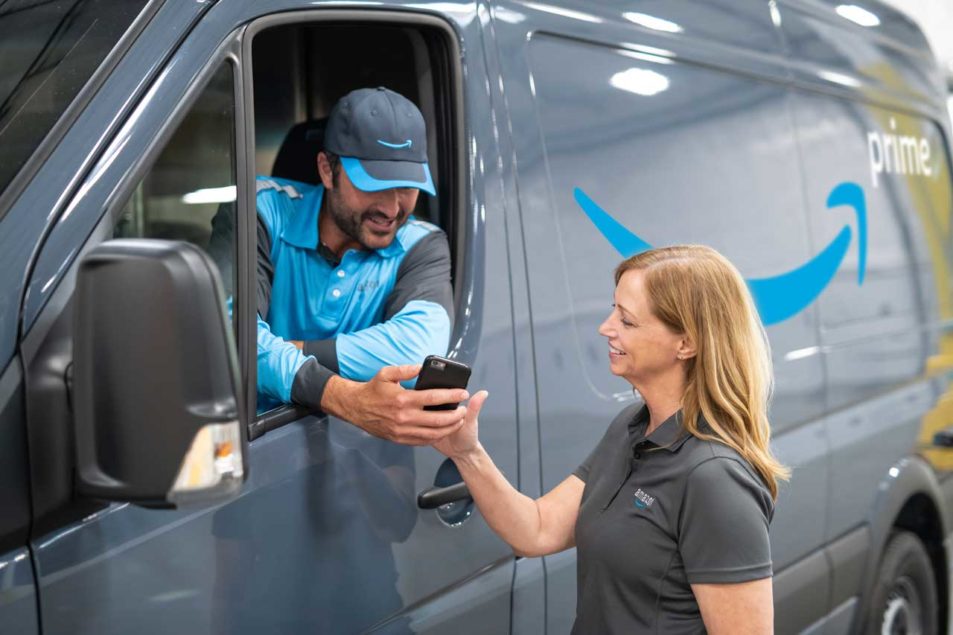 Parcel delivery driver jobs leeds
