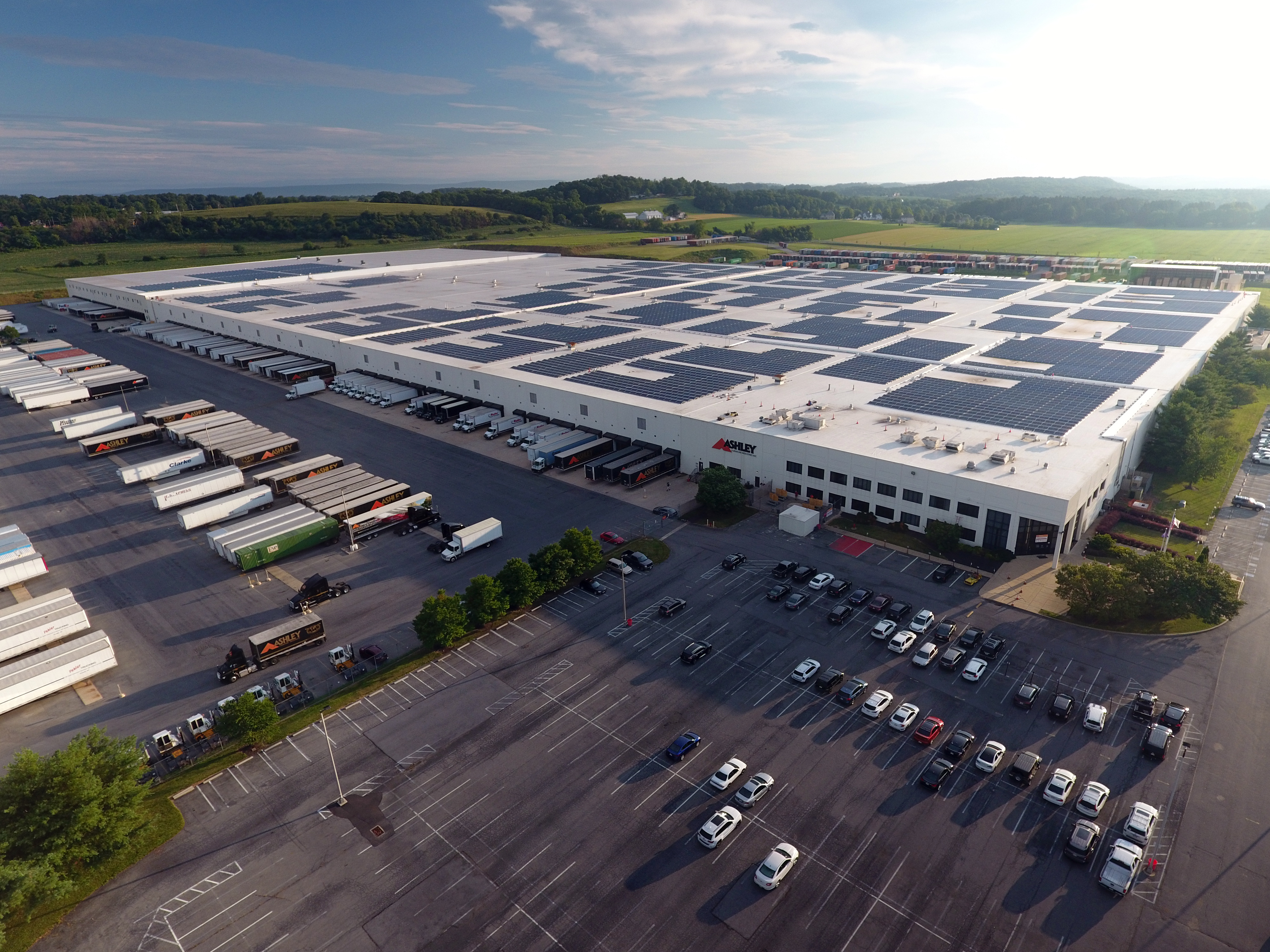 Rooftop solar panels help power Ashley Furniture DC in PA