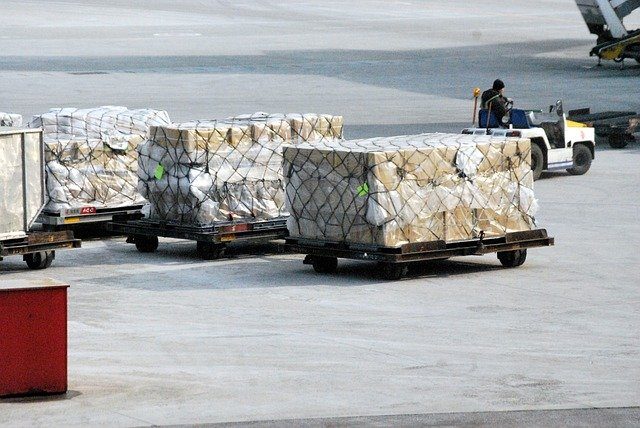 Weak demand for air freight continues, IATA says