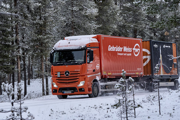 Gebrüder Weiss: Research equipment for space mission arrives in northern Sweden