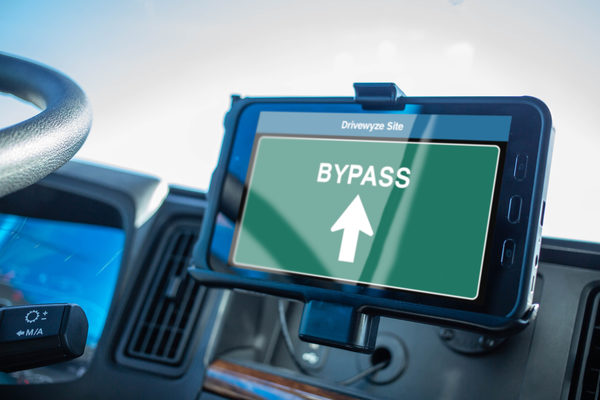 Drivewyze PreClear Weigh Station Bypass Now Available to KeepTruckin Customers to Improve Efficiency