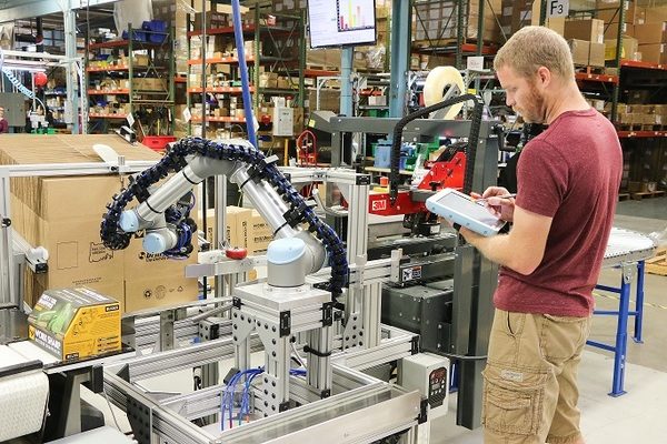 Universal Robots Predicts Automation Trends Helping Manufacturers Meet New-Year Goals DC Velocity