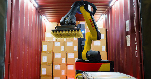DHL Supply Chain Achieves First Commercial Deployment of Boston Dynamics’ Stretch™ Robot 