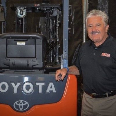 A Veteran’s Story: Toyota Material Handling Dealer Delivers Loaded Container Handler to U.S. Army