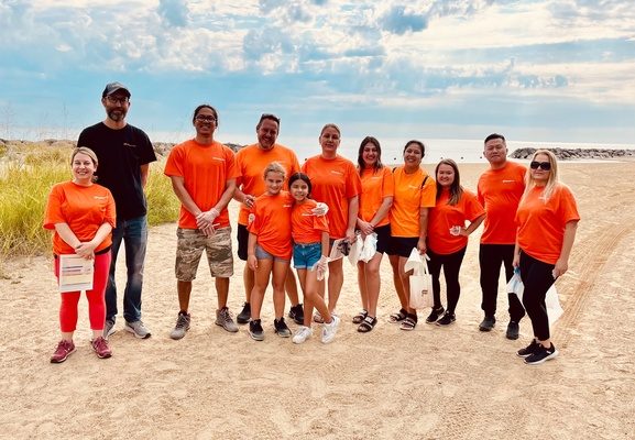 Gebrüder Weiss Team Dives In for International Coastal Cleanup Day 