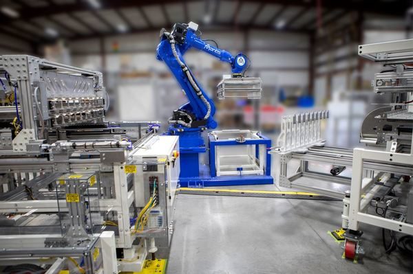 BMG Announces the Mantis™ Robotic Trim Press Handler from NAS Nalle Automation Systems