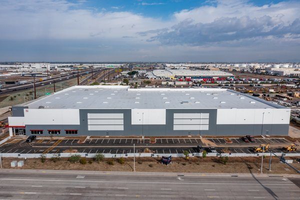 CapRock Partners Closes on 130,800-Square-Foot Class A Industrial Building in Phoenix