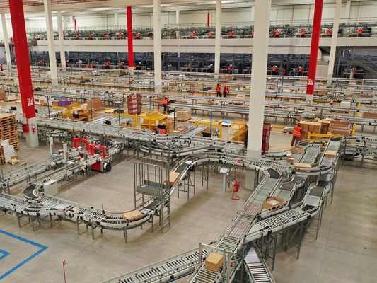 Italian book wholesaler turns to automation with TGW Logistics