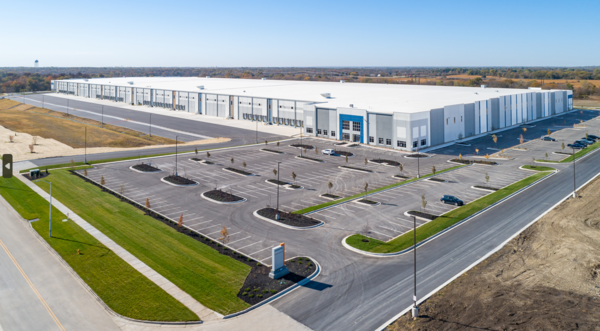 URBN Selects Kansas City Region for New $60M Fulfillment Center for Clothing Rental Brand, Nuuly