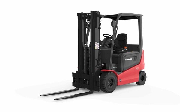 Raymond Introduces Outdoor Electric Lift Trucks