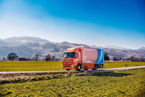 Hydrogen Truck Used by Gebrüder Weiss Proves its Worth