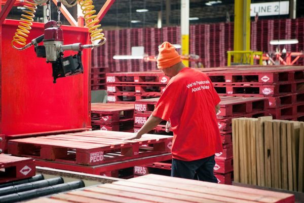 PECO Pallet Marks 25th Anniversary Serving the Rental Pallet Market
