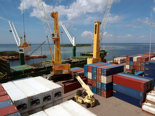 Port Manatee container trade surges 54.6 percent 