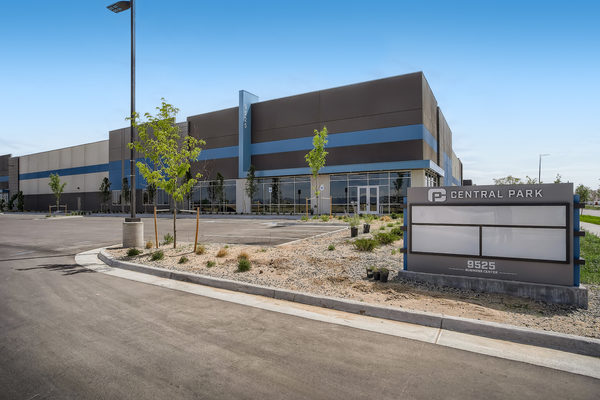 CBRE Completes Two Leases at Central Park Business Center in Denver, Bringing Building 1 to Full Oc