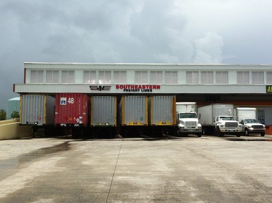 Southeastern Freight Lines’ Puerto Rico Service Center Celebrates 25 Years of Service 