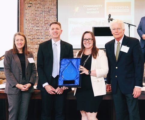 Toyota Material Handling Receives Manufacturing Excellence Award for Community Impact 