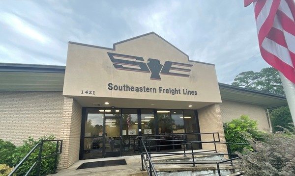 Southeastern Freight Lines’ Florence Service Center Celebrates 70 Years of Service 